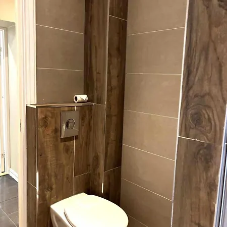 And Modern Апартаменты