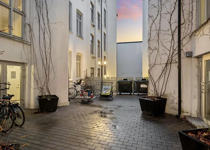 Апартаменты And Modern *